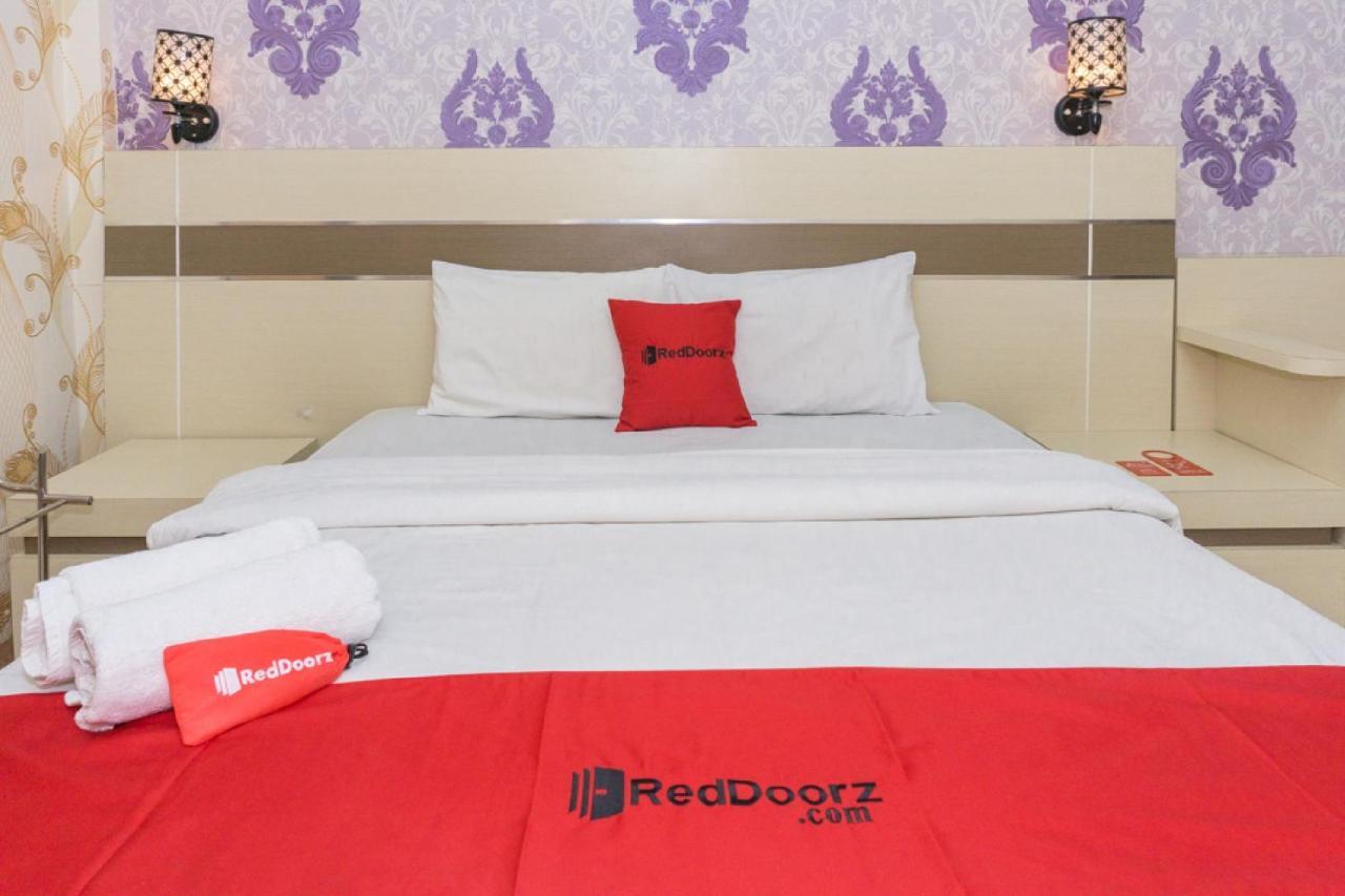 Reddoorz @ Tambolaka Sumba Hotel Lokokaki Exterior photo