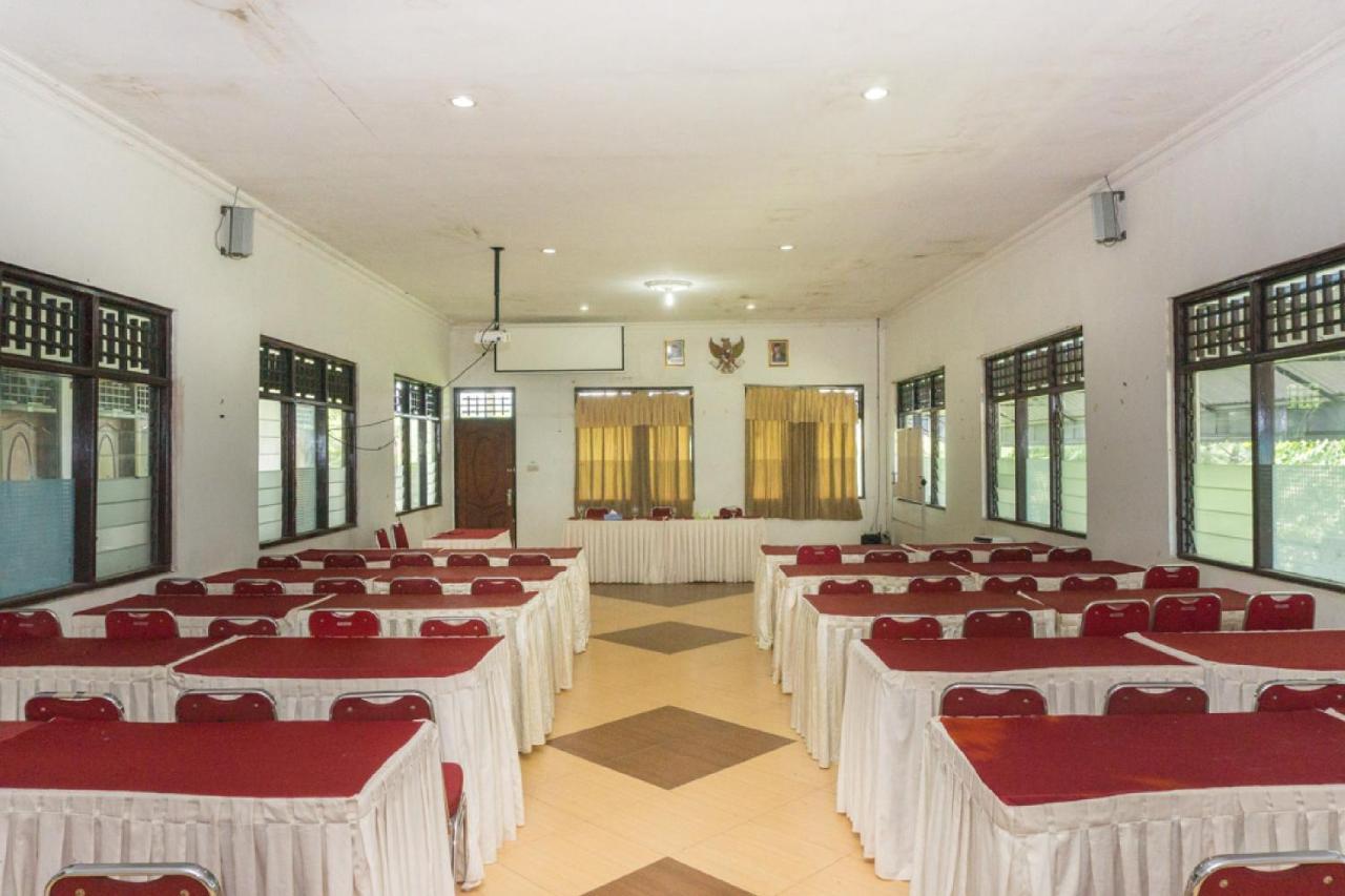 Reddoorz @ Tambolaka Sumba Hotel Lokokaki Exterior photo