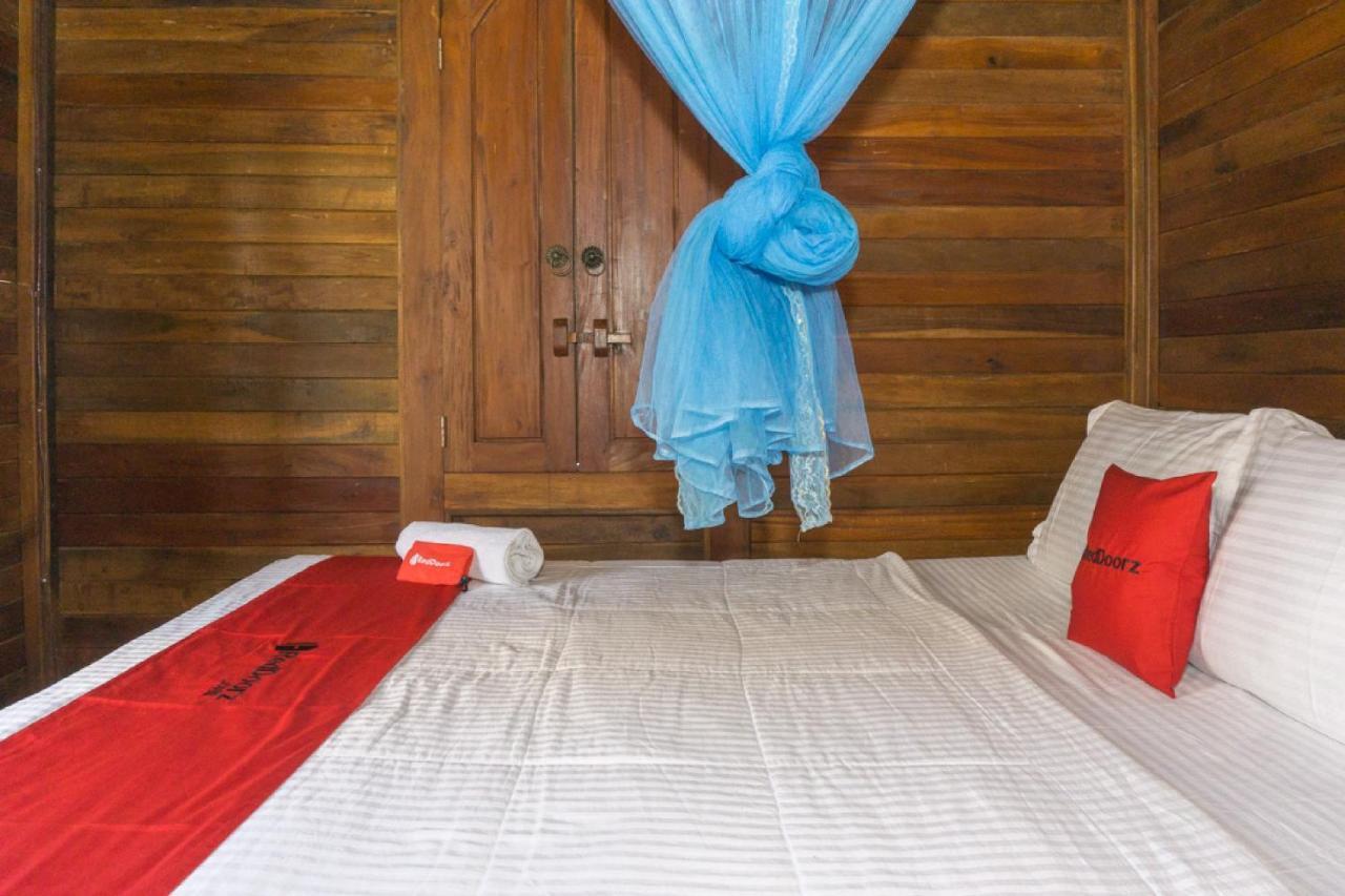 Reddoorz @ Tambolaka Sumba Hotel Lokokaki Exterior photo